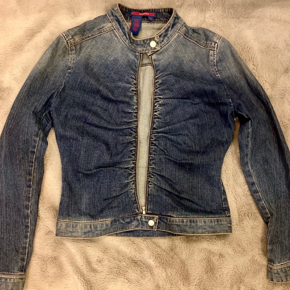 MUST GO! BCBG Denim Jacket